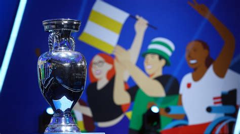 em vinnare odds|Fotbolls.
